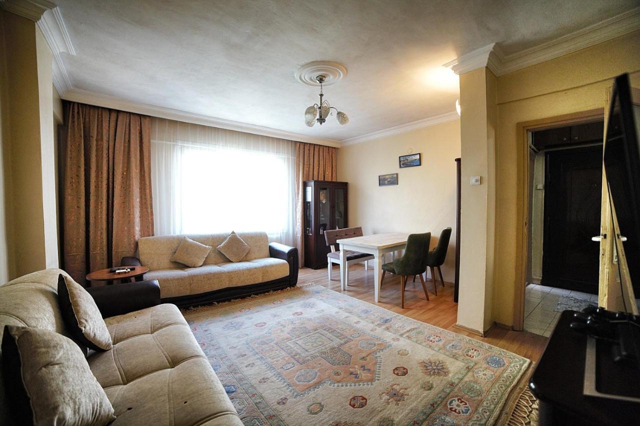 Private Room Close To Merter And Gungoren Textile Center Provincia di Provincia di Istanbul Esterno foto