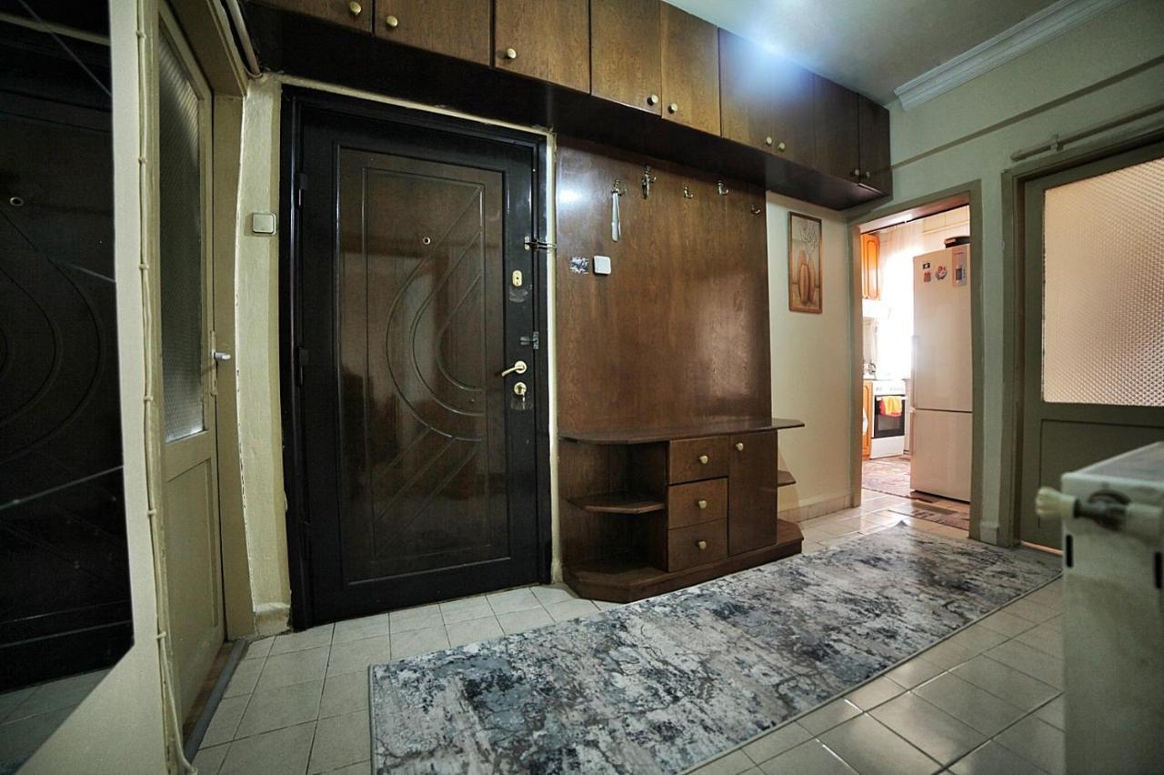 Private Room Close To Merter And Gungoren Textile Center Provincia di Provincia di Istanbul Esterno foto